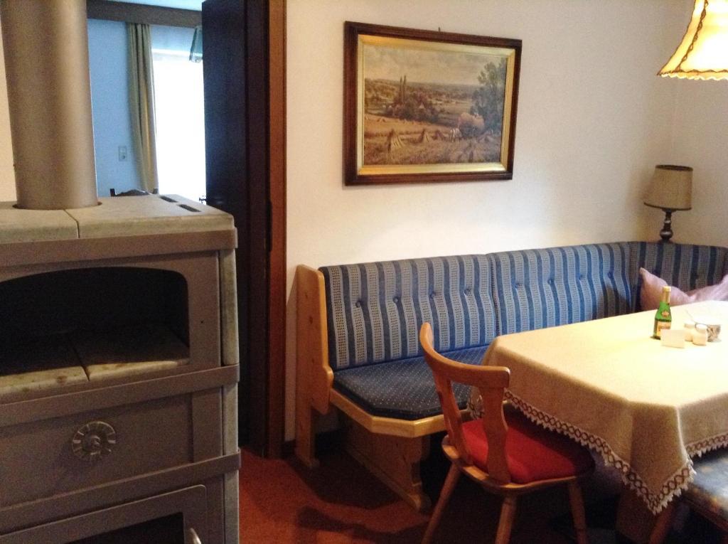 Feriengaestehaus Glockenstuhl Zell am See Room photo